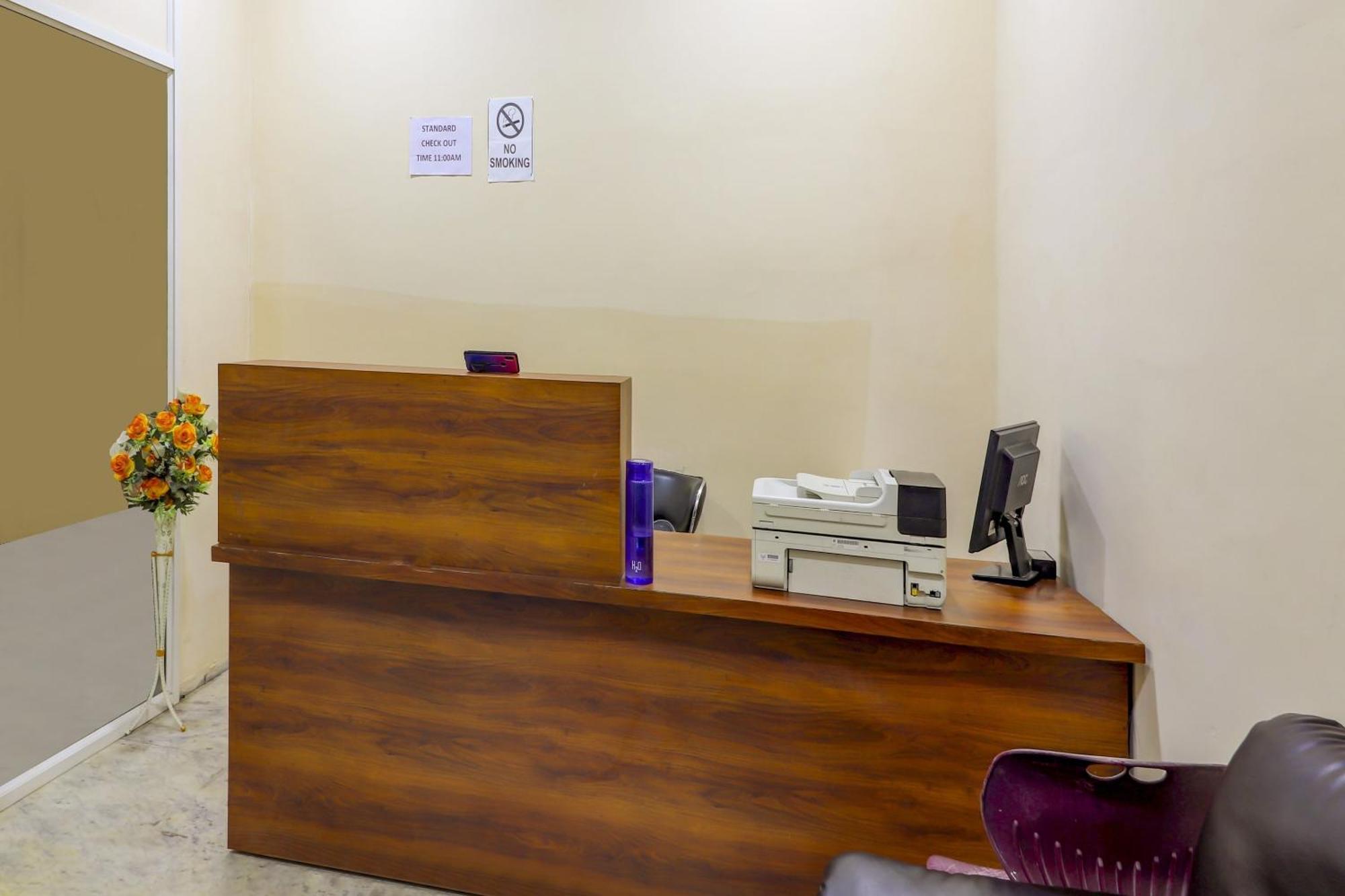 Hotel O Rsquare Elite Sururnagar Esterno foto