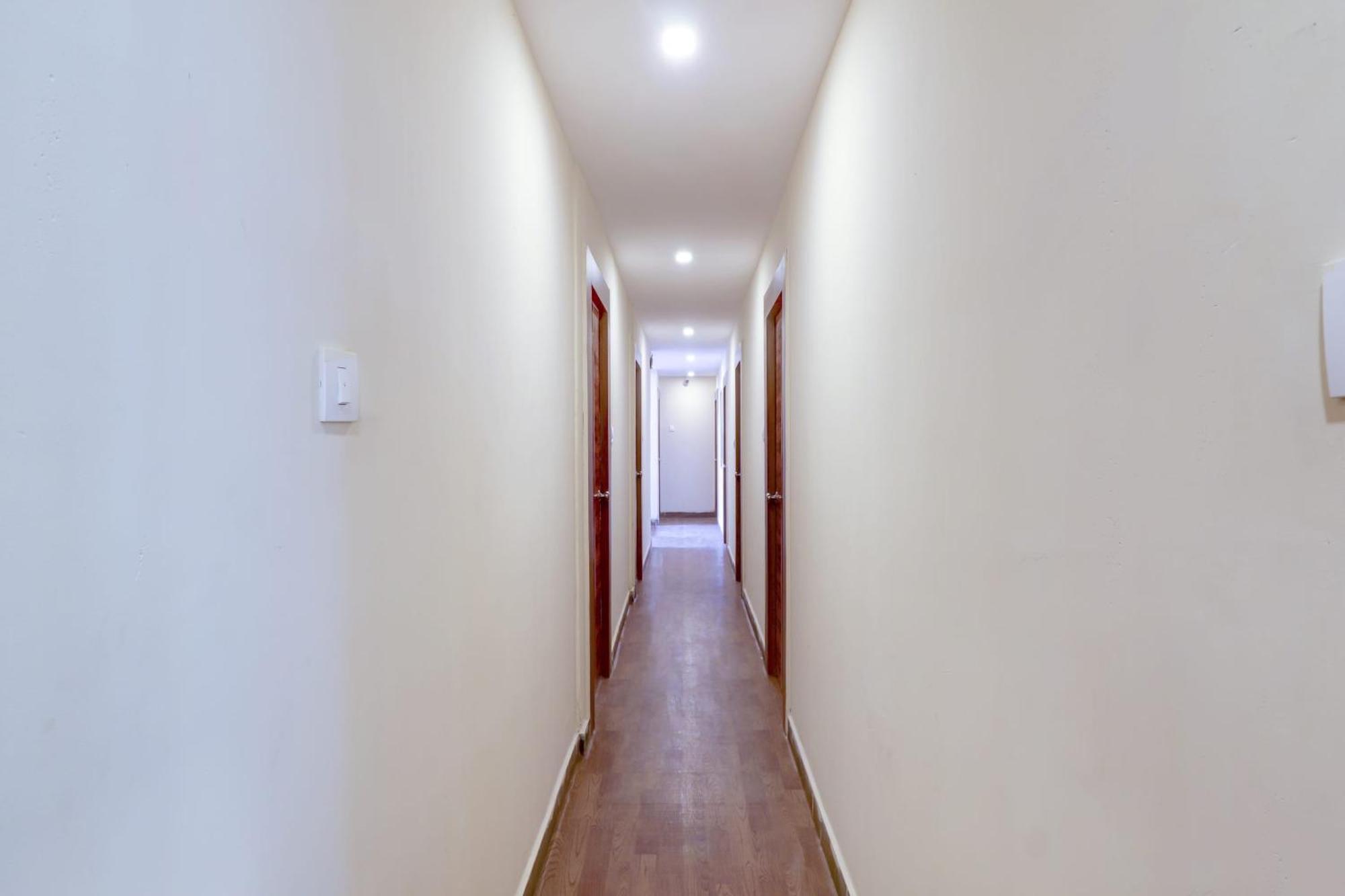 Hotel O Rsquare Elite Sururnagar Esterno foto